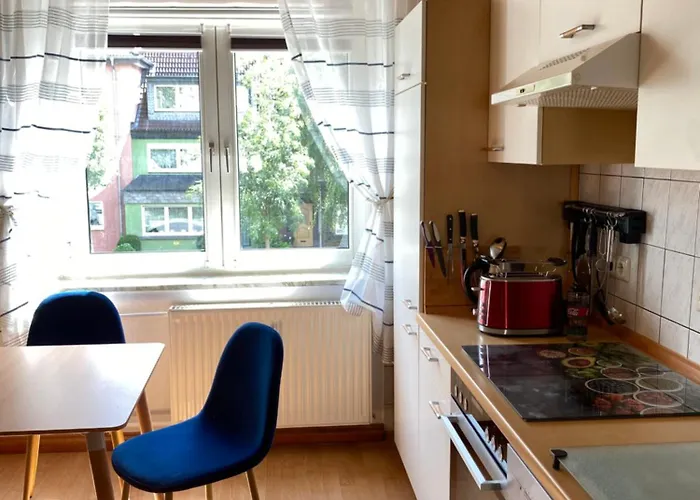 Sternbusch Wohnung, Perfekte Lage Zwischen Uni Und Hbf Duisburg